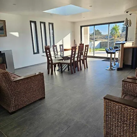 Maison 3 A 350m De La Avec Jardin Proche * Portbail