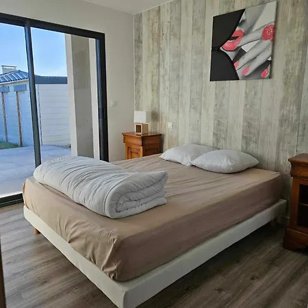 Maison 3 A 350m De La Avec Jardin Proche